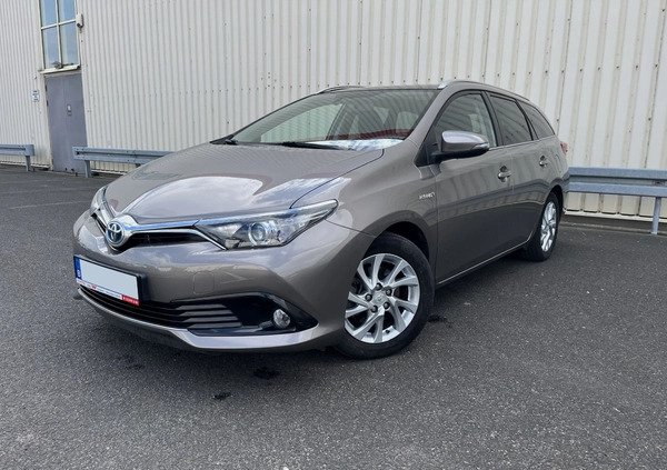 Toyota Auris cena 58900 przebieg: 149000, rok produkcji 2016 z Jedlina-Zdrój małe 232